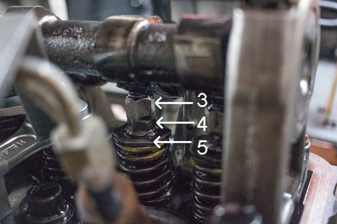 Düdo Mercedes Benz 407 D Ventile einstellen - Ventilaufbau Anleitung