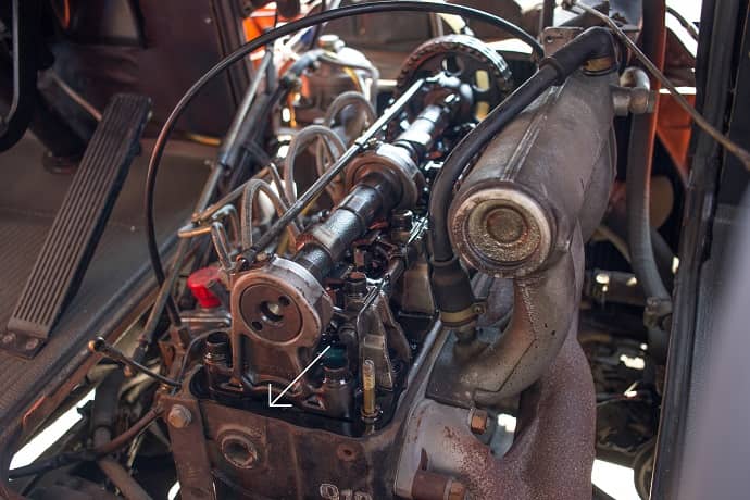 Mercedes Benz T2 407 D Düdo Ventilspiel einstellen - Ventildeckel abschrauben OM616 Anleitung