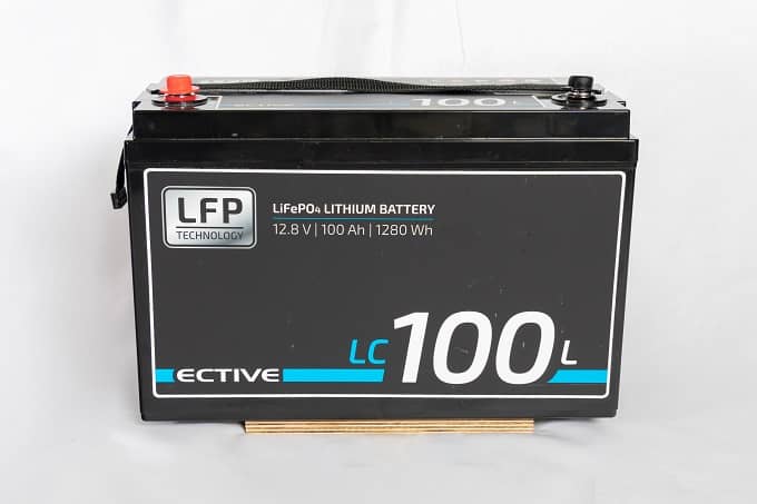Wohnmobil Stromversorgung - Versorgungsbatterie LiFePo4 Lithiumbatterie Strom 12V
